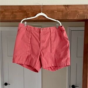 Men’s Coral Shorts Size 42
